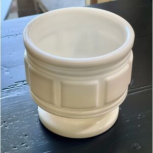 RANDALL,VINTAGE MILKGLASS, PEDESTAL PLANTER.VERY OLD & UNIQUE PIECE OF MILKGLASS